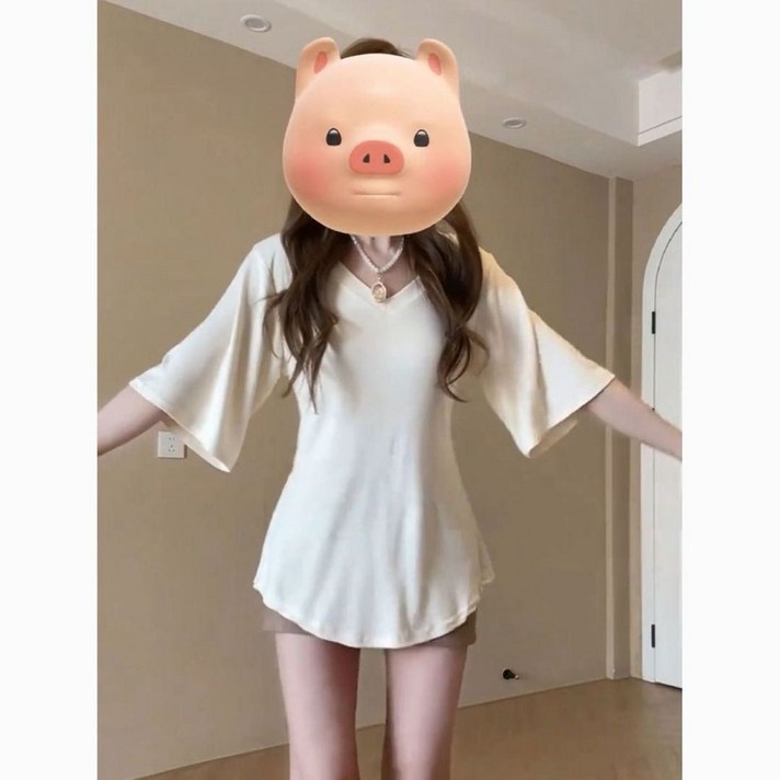 Satiko 빅사이즈 원피스 브이넥 나팔소매 롱 티셔츠 아이보리 루즈핏 체형커버 가을 신상 여성용 반팔 미니 원피스 편안한 데일리룩 데이트룩 심플한 무드 신축성 좋은