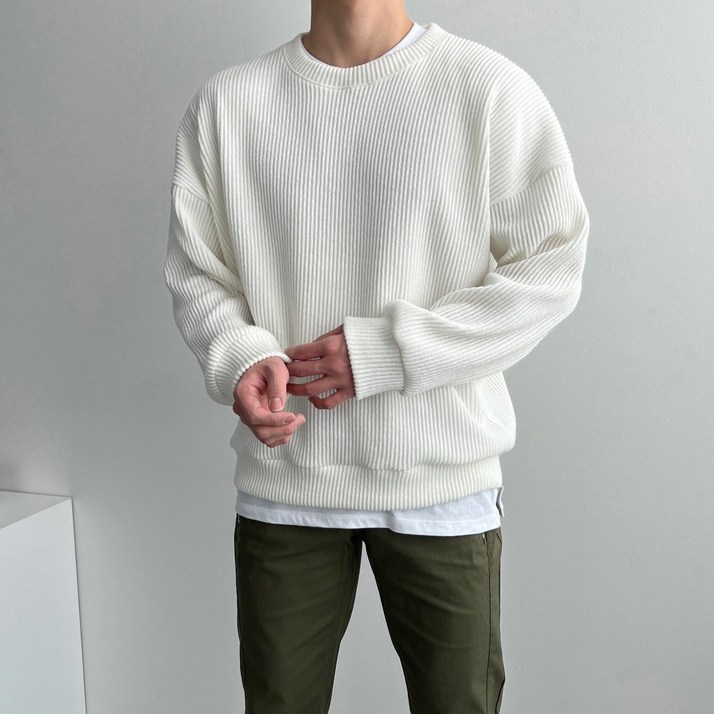 제인드 라운드 맨투맨 남자 세미 오버핏 스웨터 긴팔 이너 티셔츠 봄 가을 겨울 옷 코디 제인드 라운드 맨투맨 남자 세미 오버핏 스웨터 긴팔 이너 티셔츠 봄 가을 겨울 옷 코디