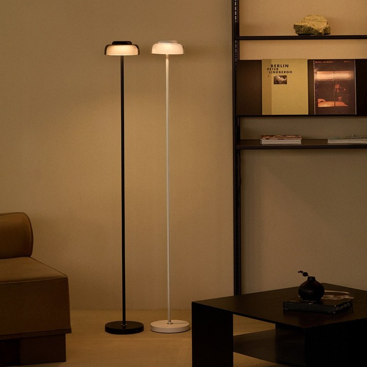 브렐로 플로어 장스탠드, 화이트 브렐로 플로어 장스탠드, 화이트