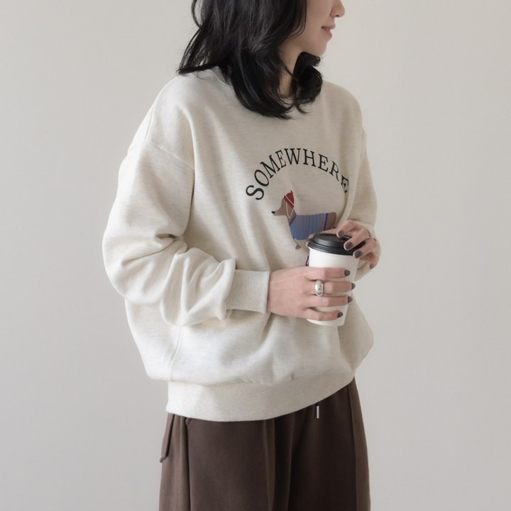 데일리앤 코린 여성 겨울 루즈핏 강아지 프린팅 기모 맨투맨 데일리앤 코린 여성 겨울 루즈핏 강아지 프린팅 기모 맨투맨