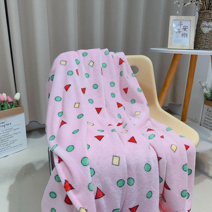 길가다 짱구 패턴 극세사 담요 무릎 얇은 대형 블랭킷