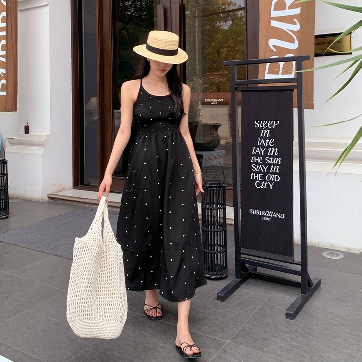 비치팜퐁듀 도트 롱 원피스 비치웨어 휴양지 나시 드레스