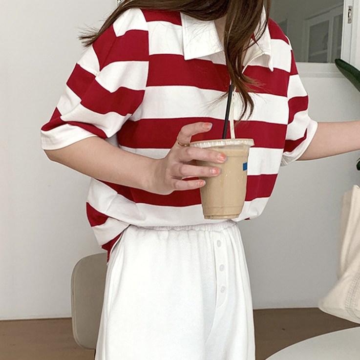 네모엔룩 여성용 단가라반집업 배색카라넥 굵은 스트라이프 반팔 티셔츠 네모엔룩 여성용 단가라반집업 배색카라넥 굵은 스트라이프 반팔 티셔츠