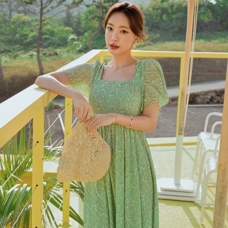 헤링본 롱 쉬폰원피스 여름 프릴 스모크 스퀘어넥 플레어 A라인 빅사이즈 휴양지 바캉스룩 비치웨어 HE051 헤링본 롱 쉬폰원피스 여름 프릴 스모크 스퀘어넥 플레어 A라인 빅사이즈 휴양지 바캉스룩 비치웨어 HE051